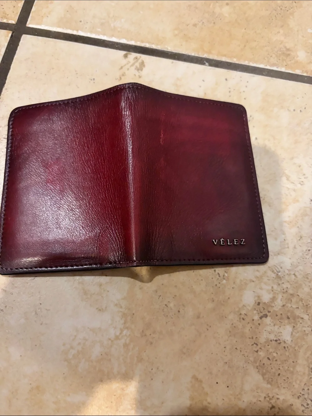Vélez Burgundy Leather Men's Wallet